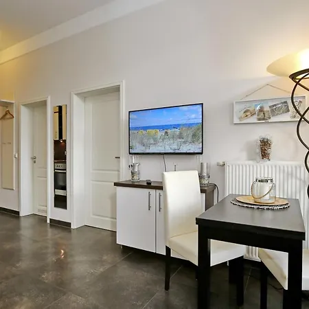 Haus Am Park 25 * Ostseebad Kühlungsborn